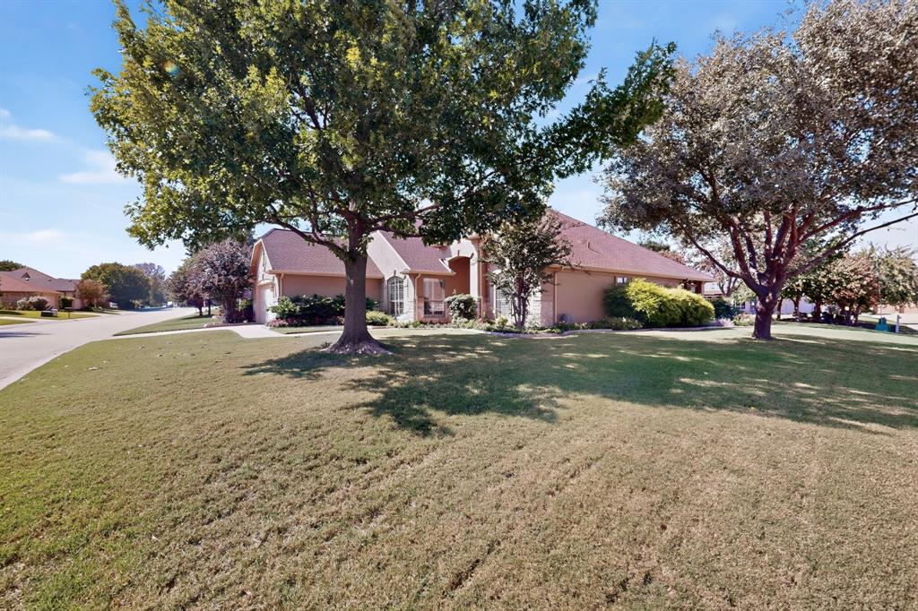 9900 Hanford Drive, Denton, TX 76207