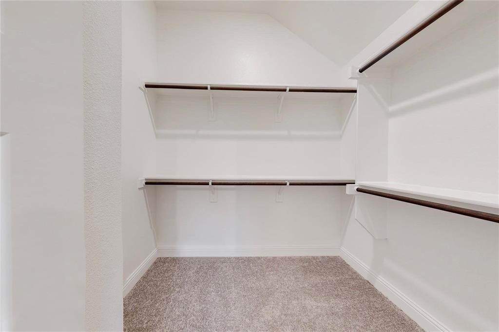 272 Tallgrass Drive, Lavon, TX 75166