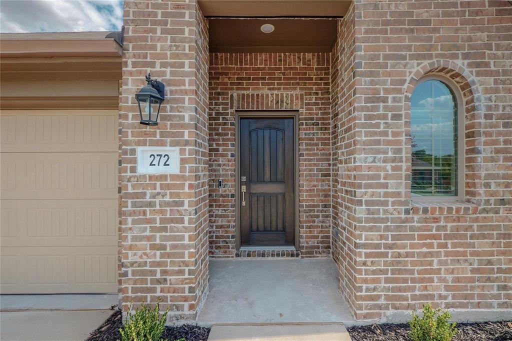 272 Tallgrass Drive, Lavon, TX 75166