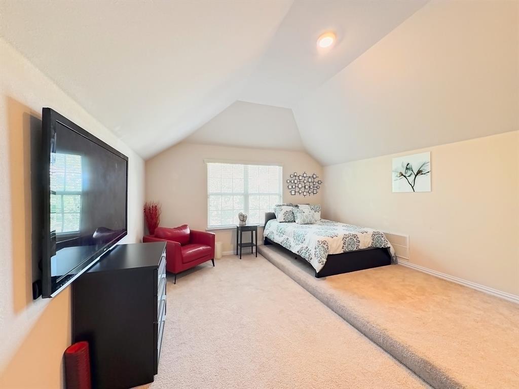 717 Keswick Drive, DeSoto, TX 75115