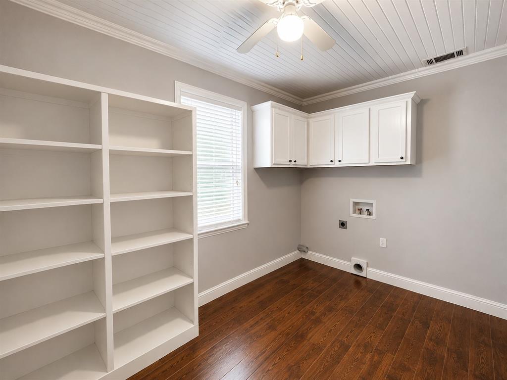 3860 Durango Drive, Dallas, TX 75220