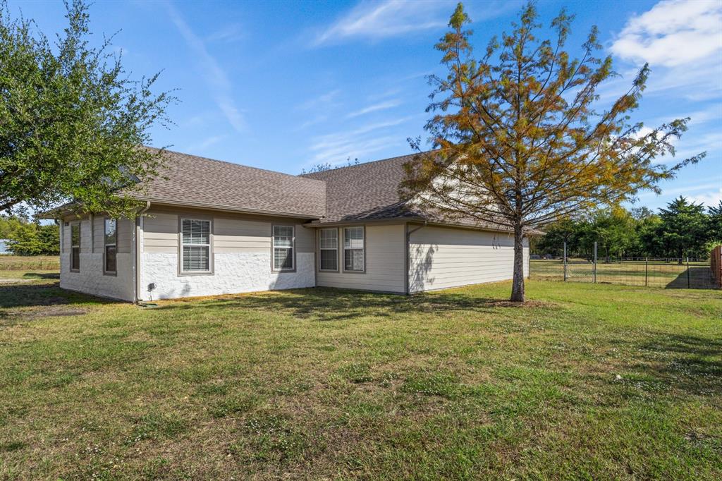 5795 Spillane Street, Nevada, TX 75173