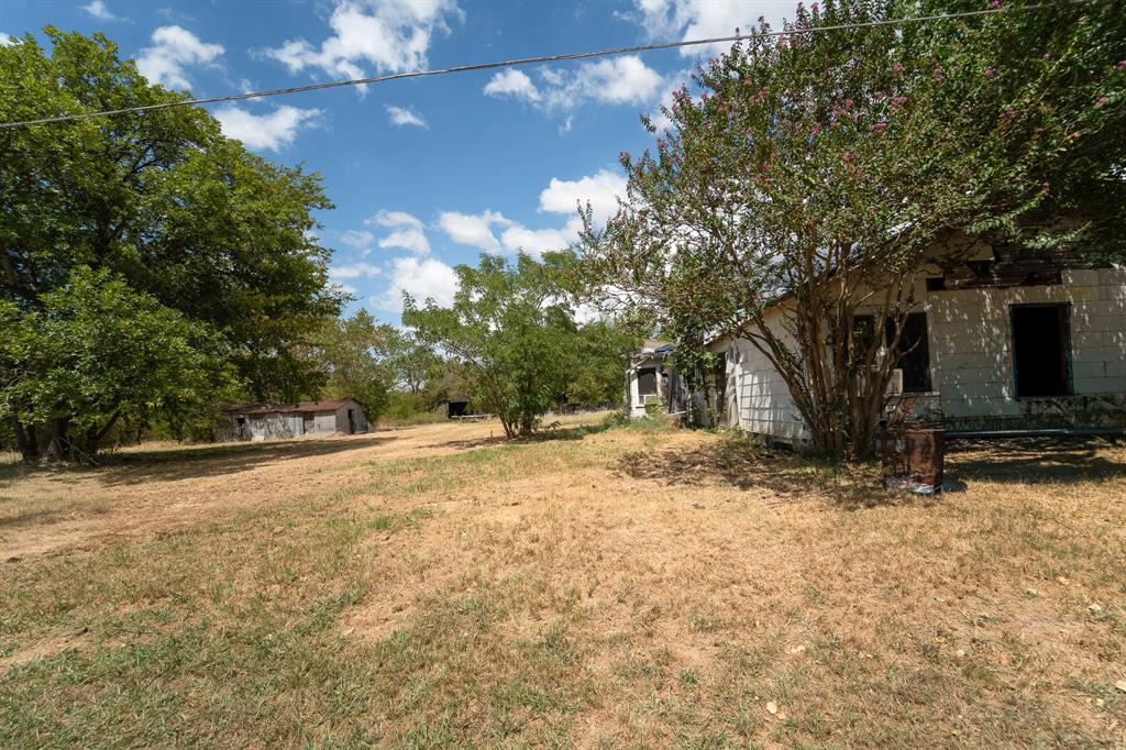 304 Lawrence Street, Talco, TX 75487