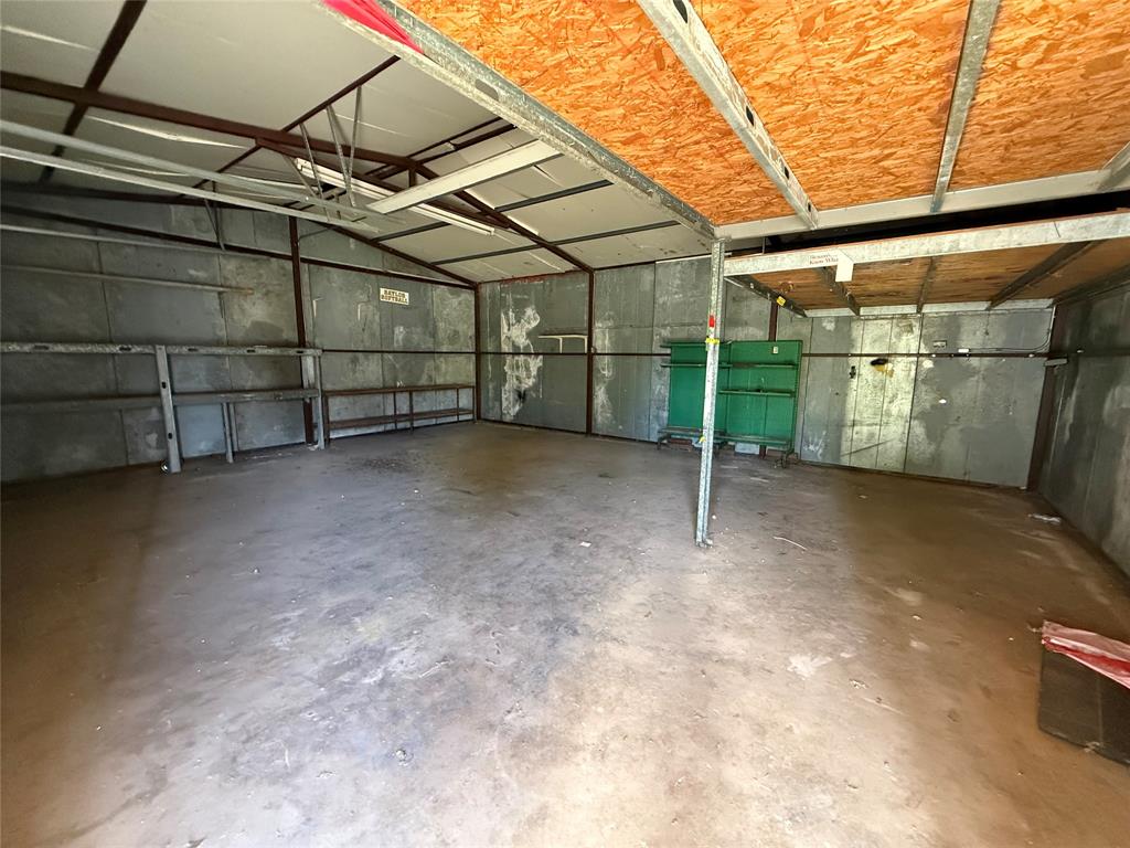Working garage with electrical and doors