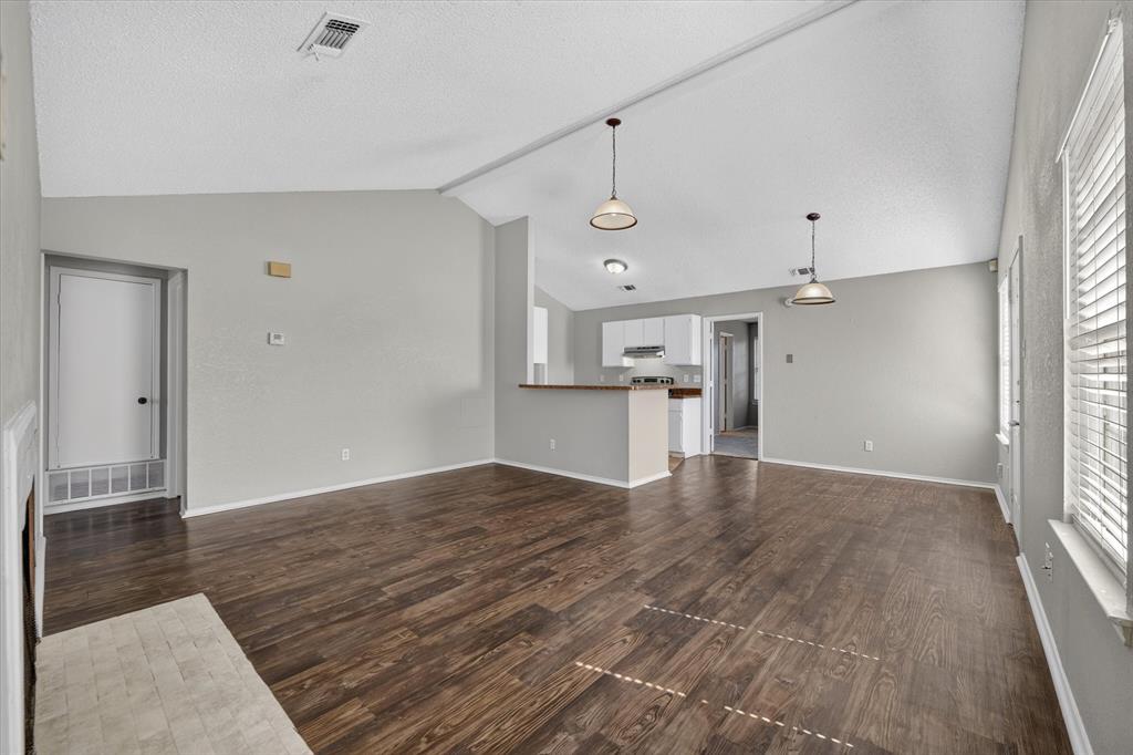 7505 Tiffany Meadows Lane, Fort Worth, TX 76140