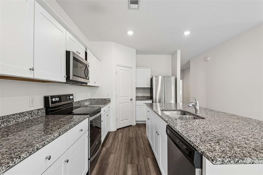 8360 Stovepipe Drive, Fort Worth, TX 76179