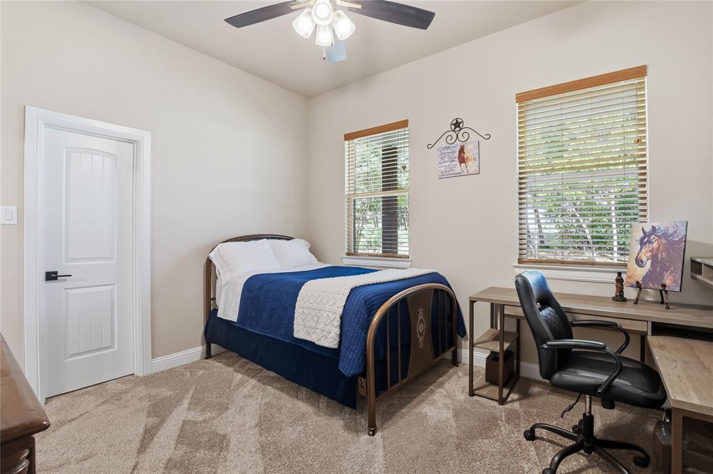 308 Constitution Court, Weatherford, TX 76088