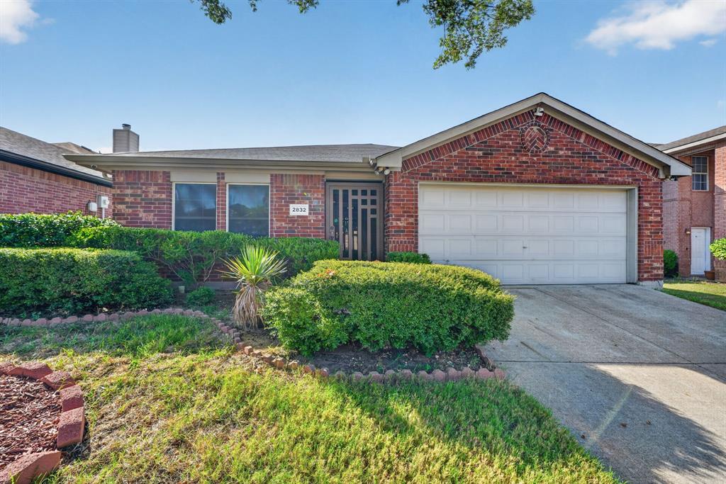 2832 Trailhouse Drive, Dallas, TX 75237
