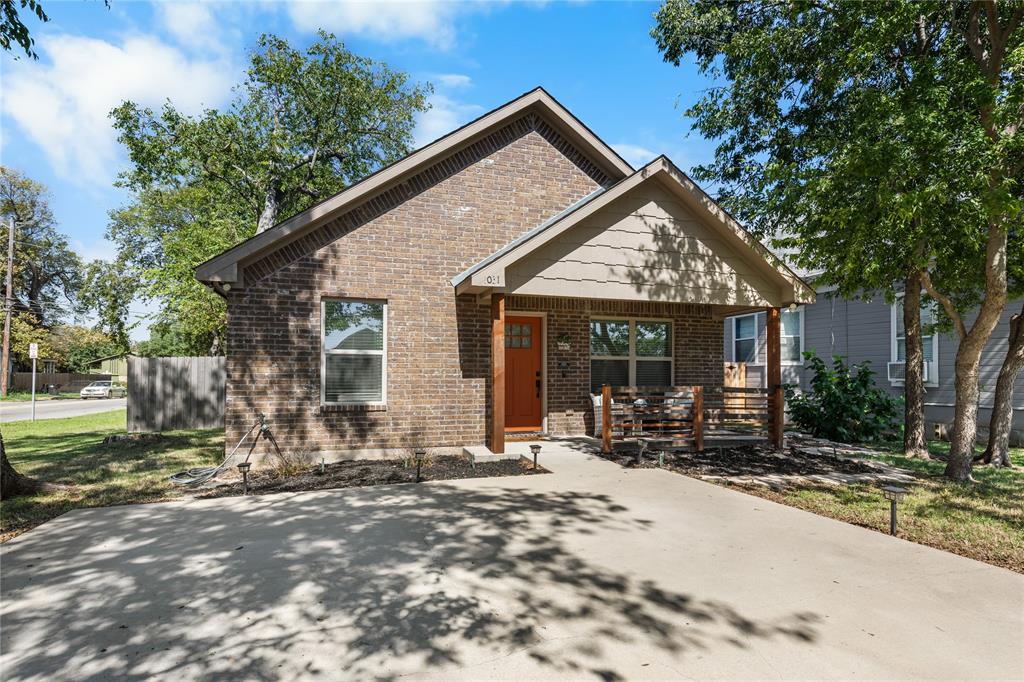 1031 W Gandy Street, Denison, TX 75020