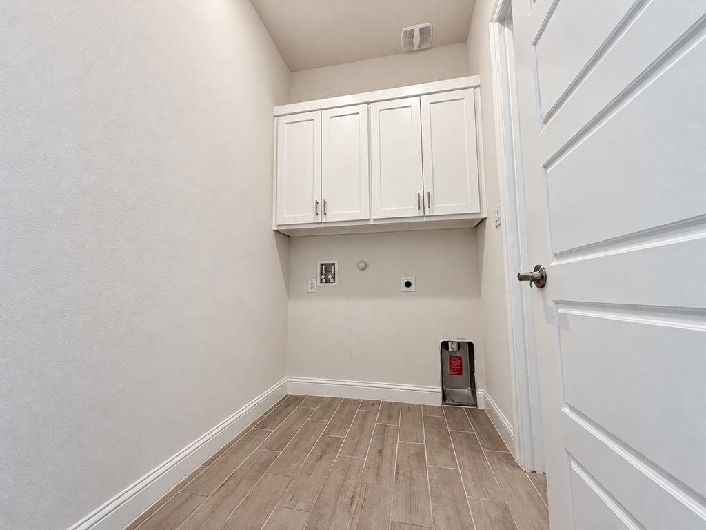 943 Marie Drive, Allen, TX 75013