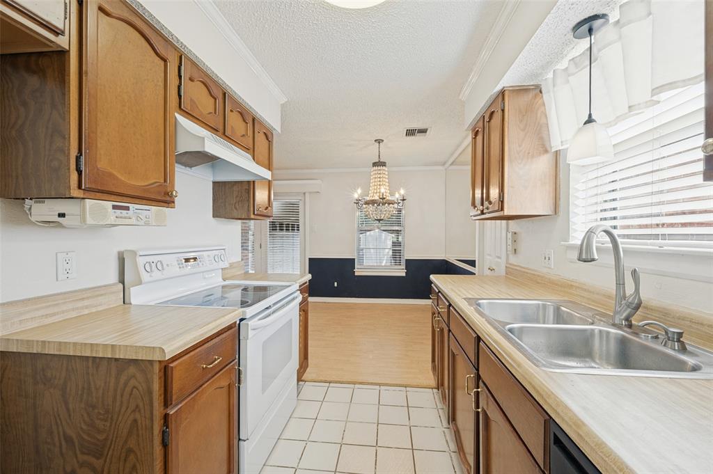 1515 Blackwell Drive, Irving, TX 75061