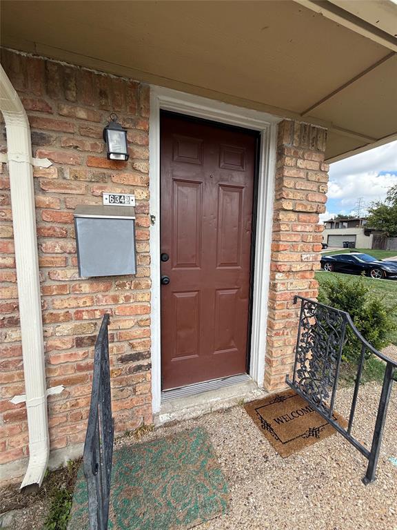 6342 Walraven Circle, Fort Worth, TX 76133