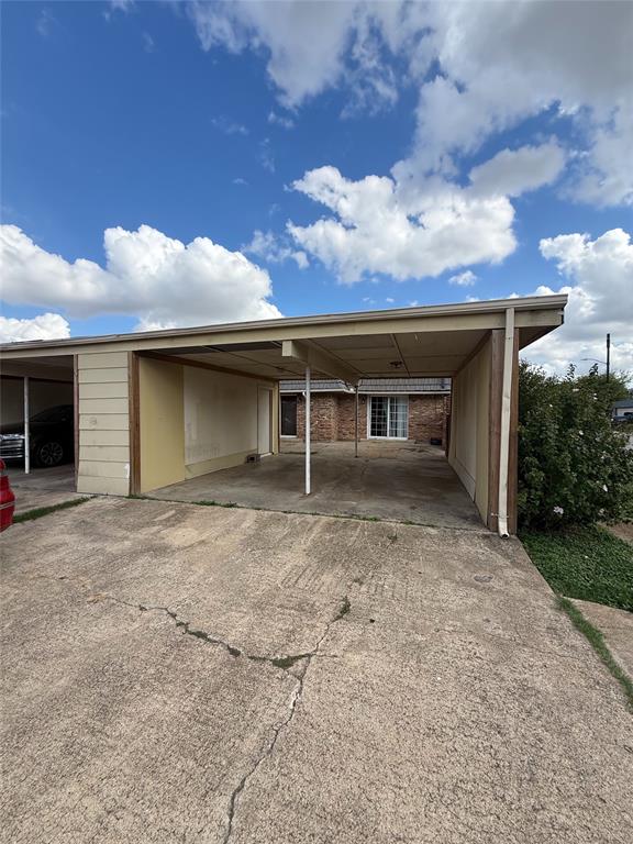 6342 Walraven Circle, Fort Worth, TX 76133