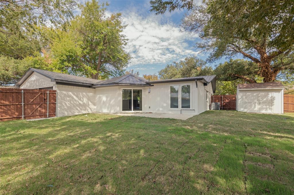 735 Loganwood Avenue, Richardson, TX 75080