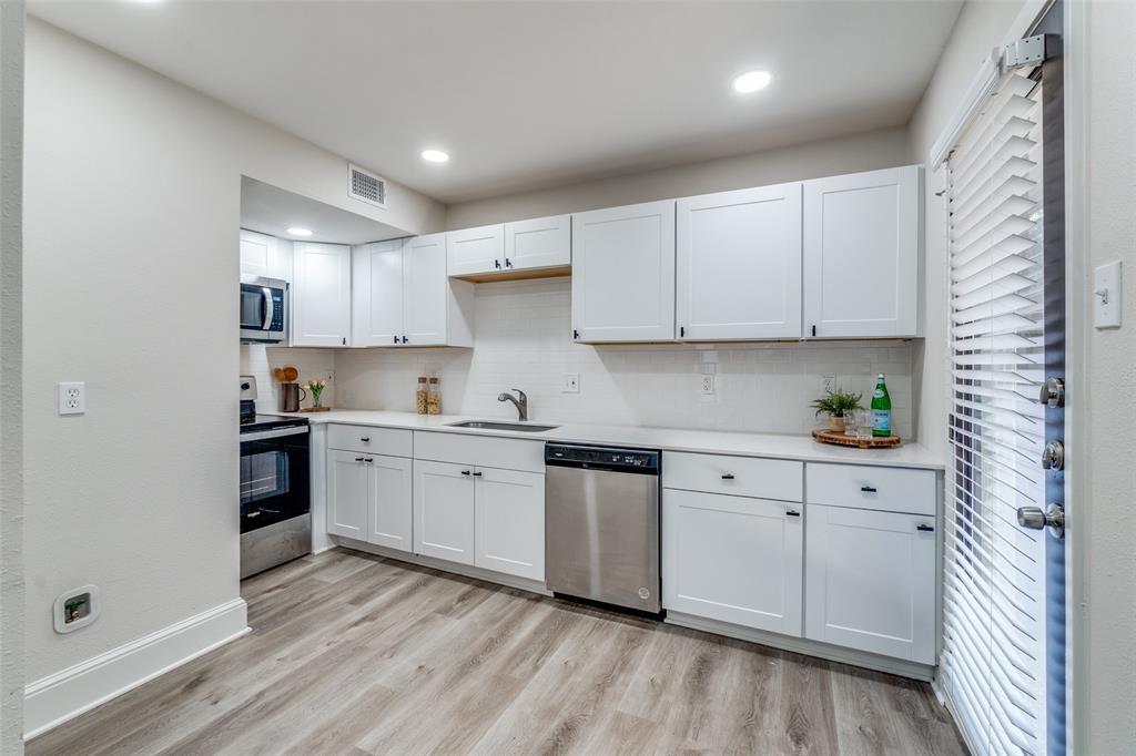 10211 Regal Oaks Drive, #120, Dallas, TX 75230