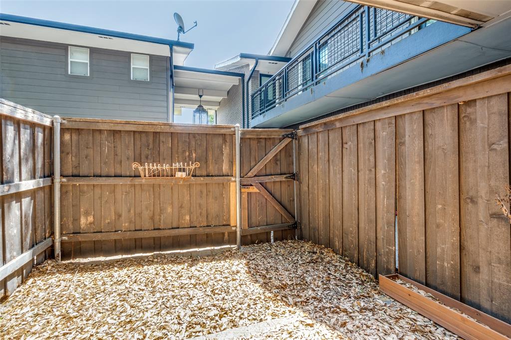 10211 Regal Oaks Drive, #120, Dallas, TX 75230