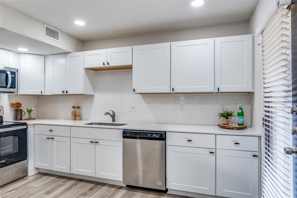 10211 Regal Oaks Drive, #120, Dallas, TX 75230