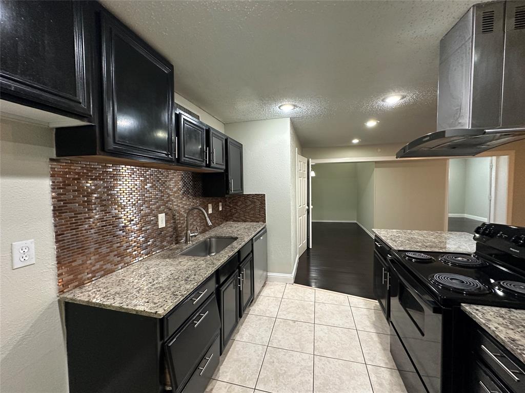 906 Hawthorne Drive, Allen, TX 75002