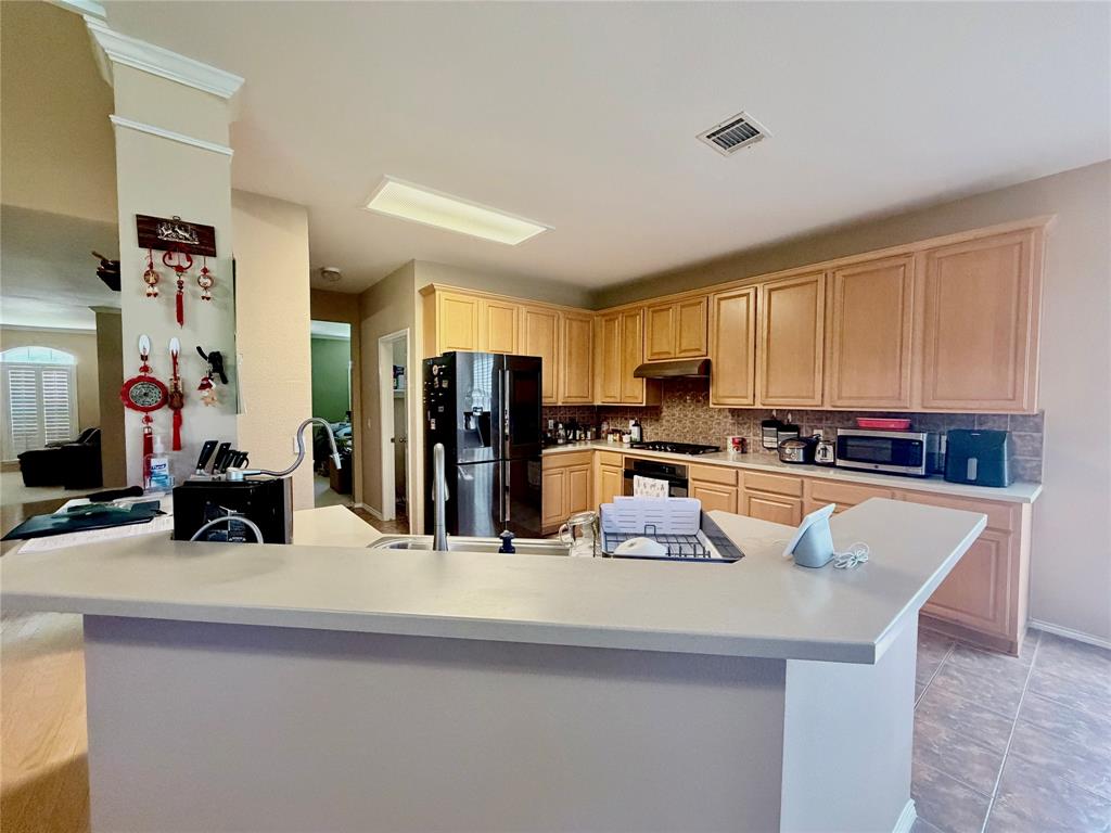 2901 Saint Jude Drive, Mansfield, TX 76063