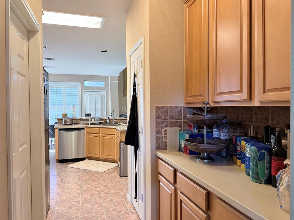2901 Saint Jude Drive, Mansfield, TX 76063