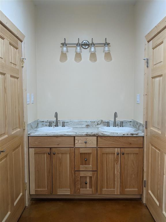 2704 County Road 1103, Sulphur Springs, TX 75482