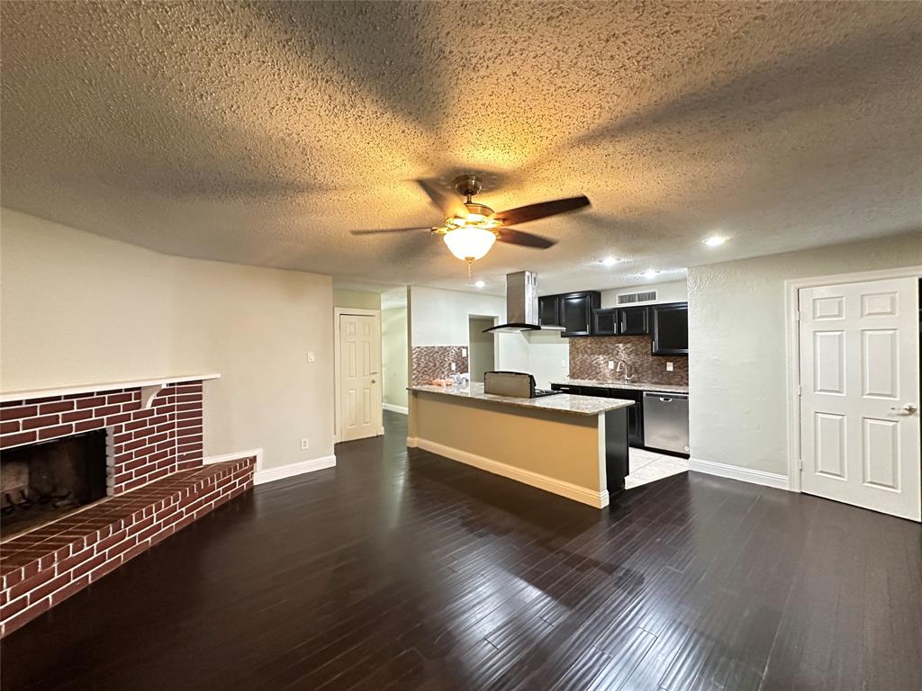 906 Hawthorne Drive, Allen, TX 75002
