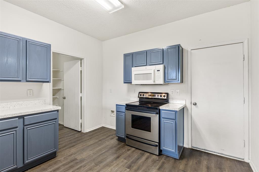 312 Elk Run Drive, Fort Worth, TX 76140