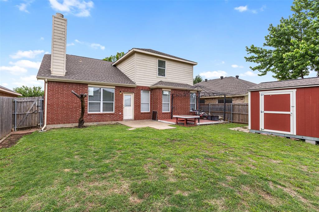 312 Elk Run Drive, Fort Worth, TX 76140