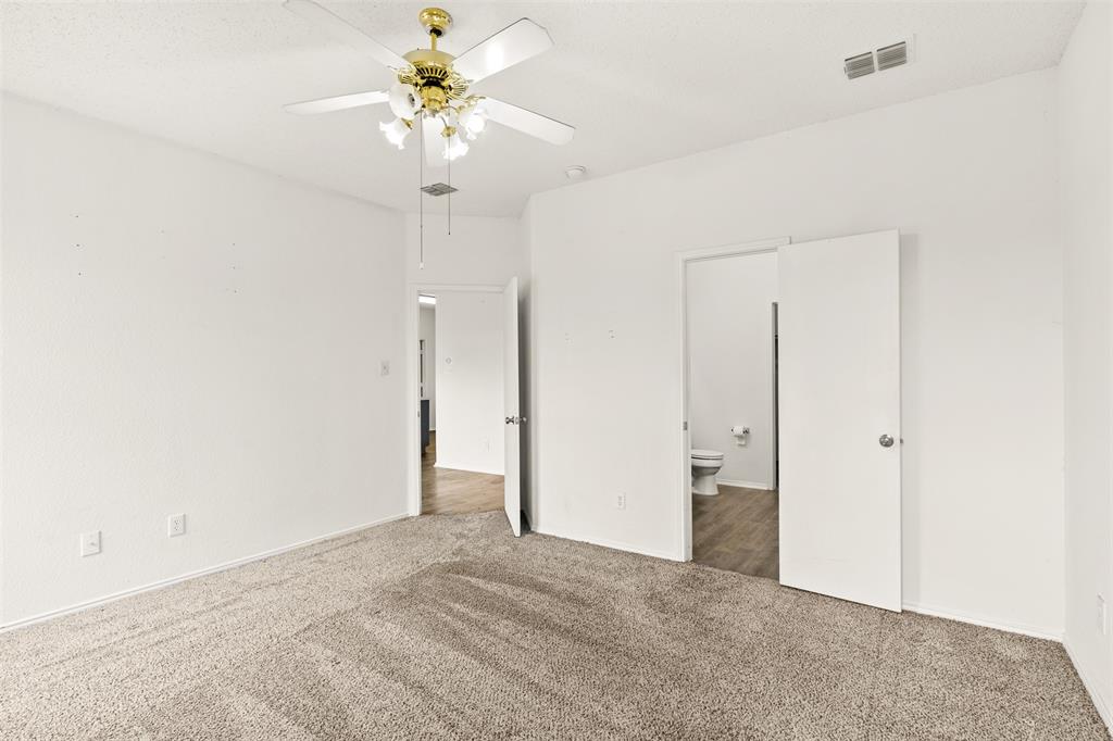 312 Elk Run Drive, Fort Worth, TX 76140