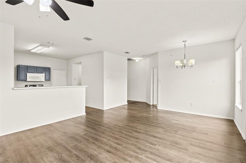 312 Elk Run Drive, Fort Worth, TX 76140