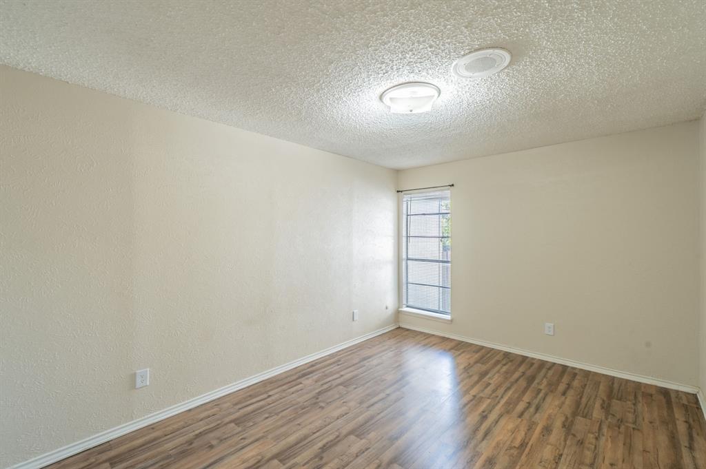 1515 Cherrycrest Street, Dallas, TX 75228