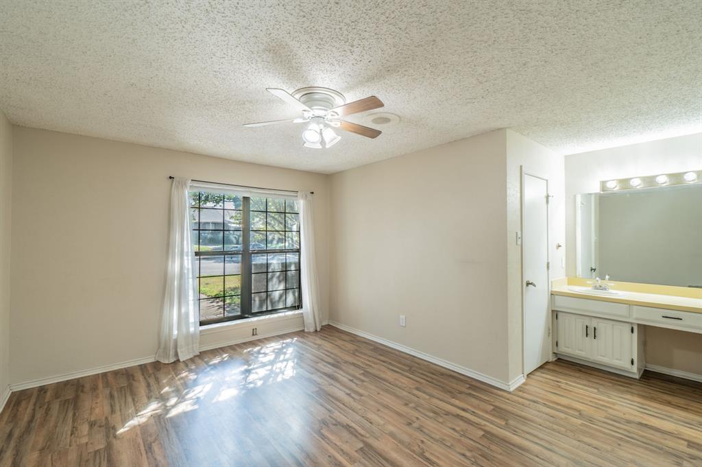 1515 Cherrycrest Street, Dallas, TX 75228