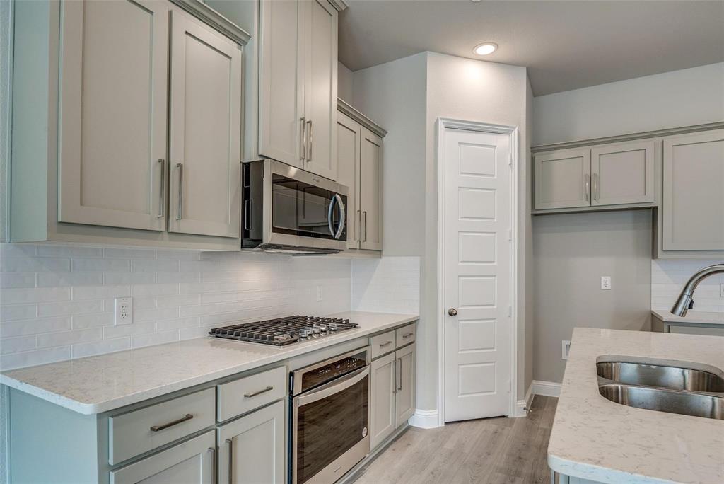 4713 Corriente Vista Lane, McKinney, TX 75070