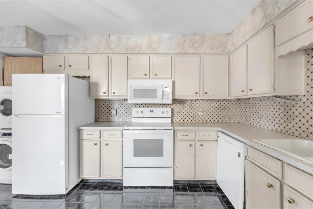 10556 High Hollows Drive, Dallas, TX 75230