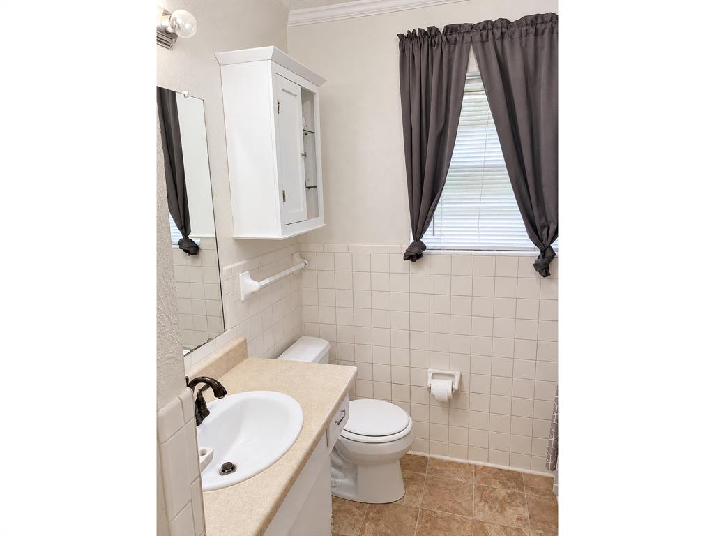 317 N Kuykendall, Quinlan, TX 75474