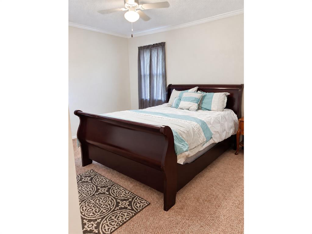 317 N Kuykendall, Quinlan, TX 75474