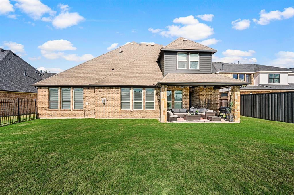 14 Wimbledon Court, Heath, TX 75032