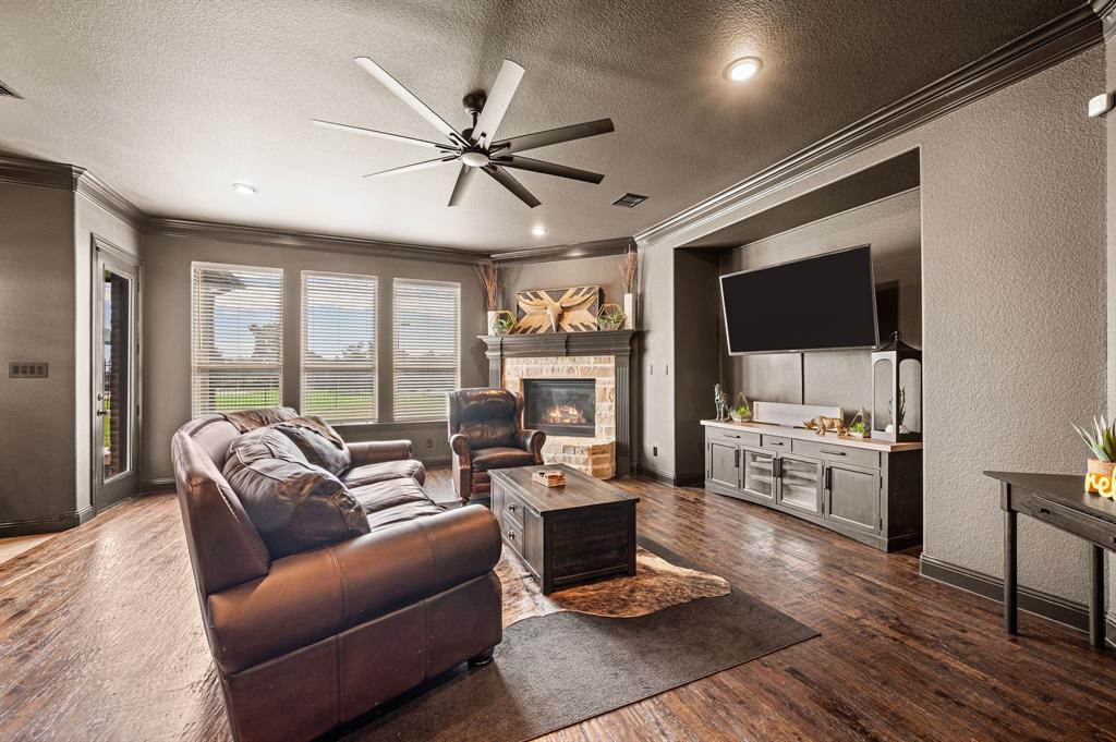 14 Wimbledon Court, Heath, TX 75032