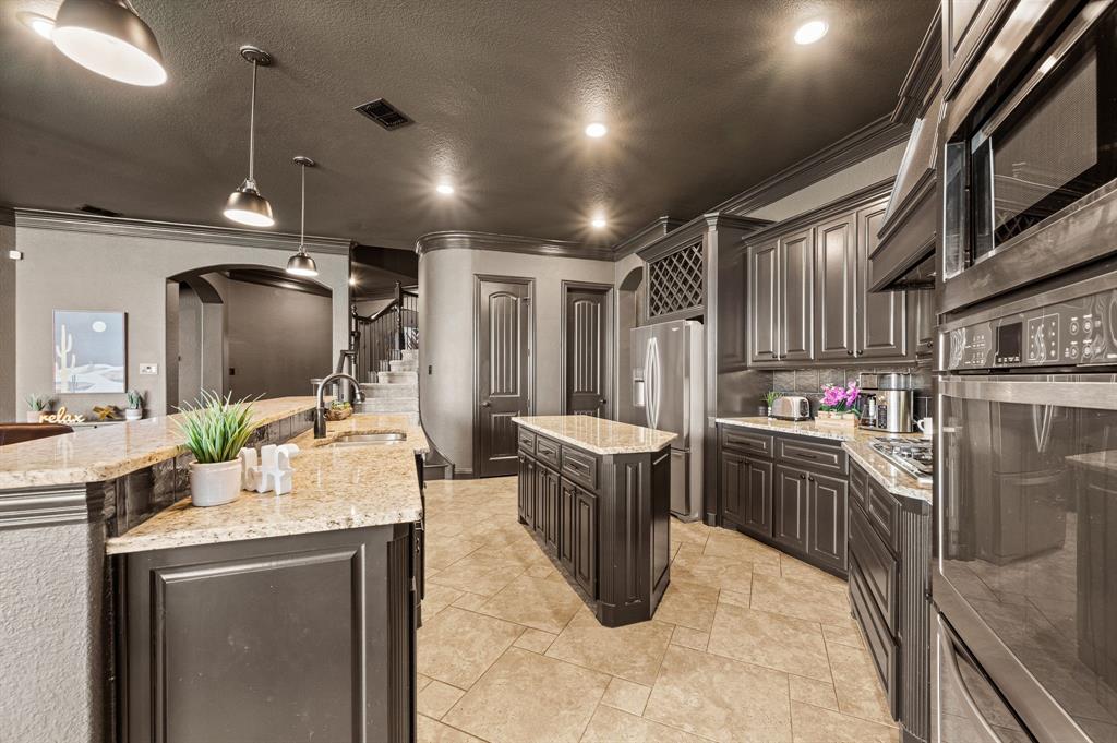 14 Wimbledon Court, Heath, TX 75032