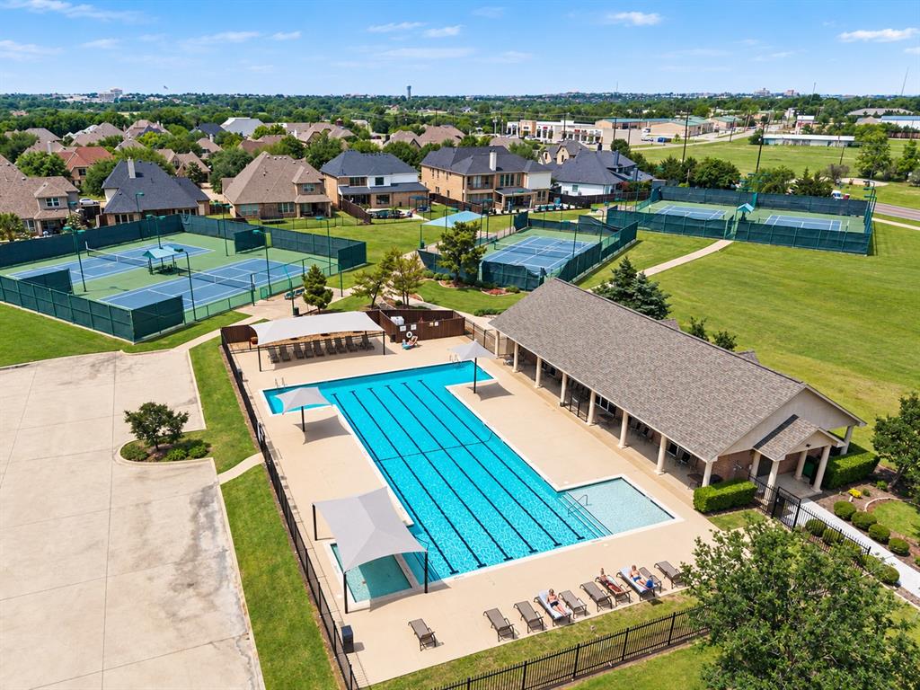 14 Wimbledon Court, Heath, TX 75032