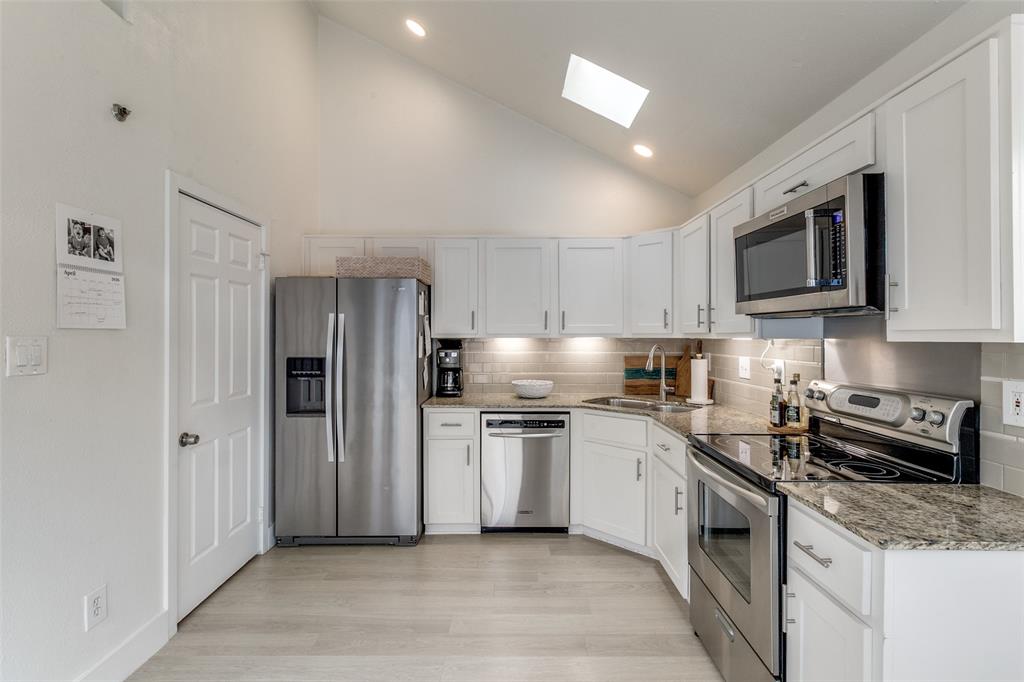 1417 Mccoy Street, Dallas, TX 75204