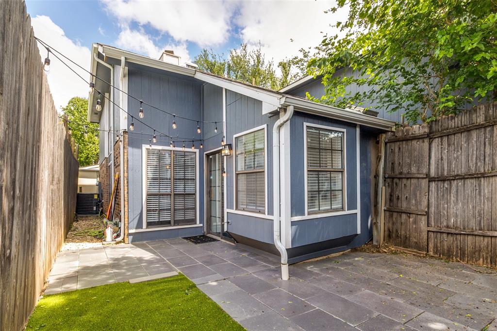 1417 Mccoy Street, Dallas, TX 75204