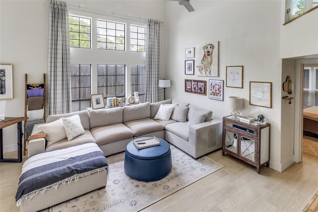 1417 Mccoy Street, Dallas, TX 75204