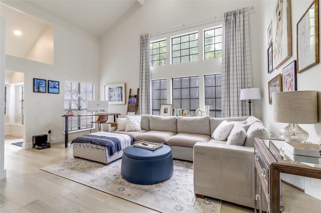 1417 Mccoy Street, Dallas, TX 75204