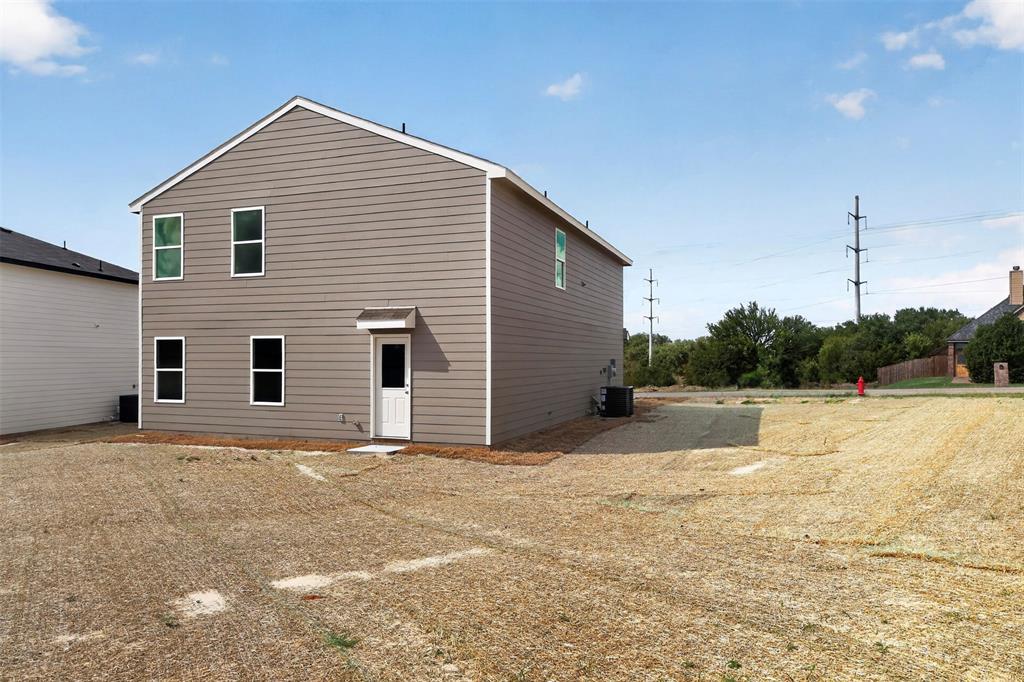 7335 Mistletoe Trail, Granbury, TX 76048