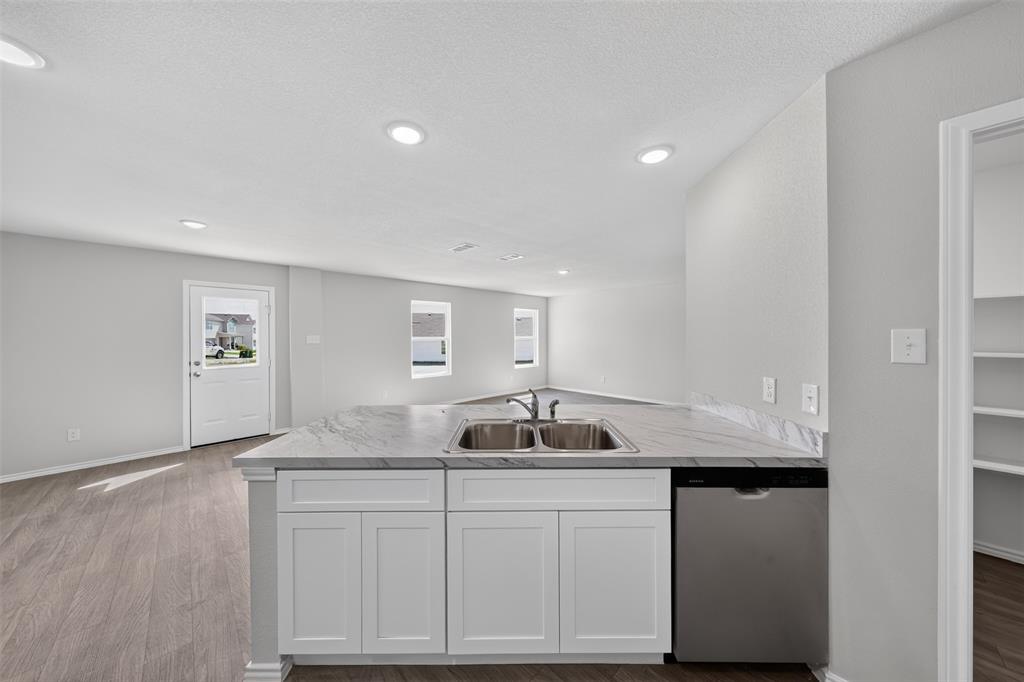 7335 Mistletoe Trail, Granbury, TX 76048