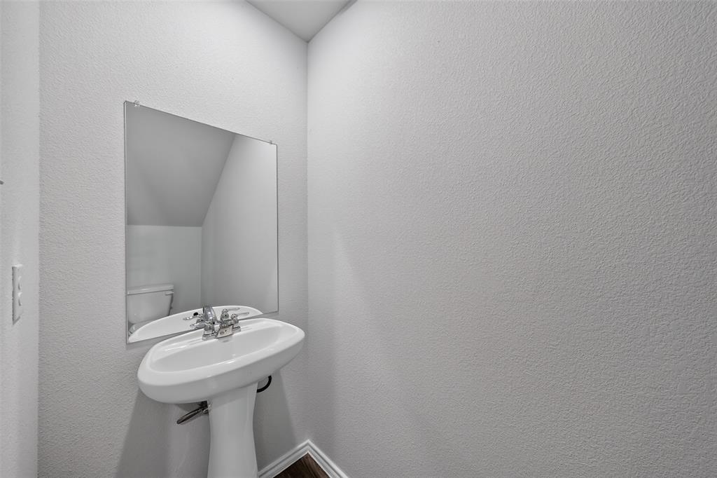 7335 Mistletoe Trail, Granbury, TX 76048