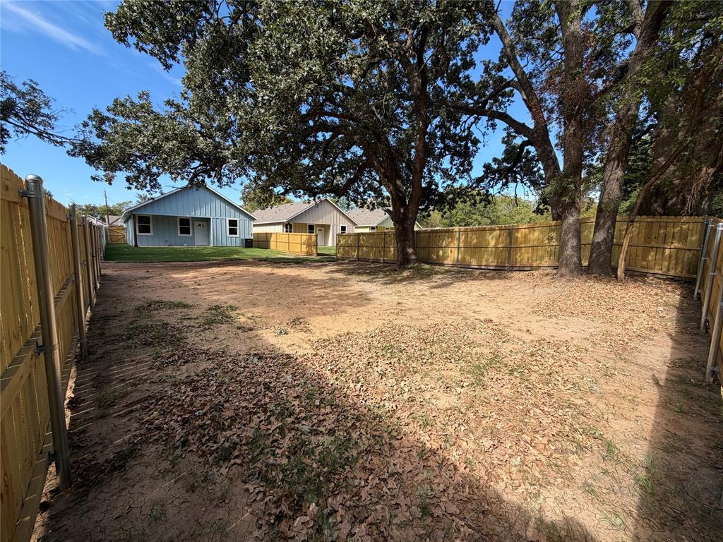 1604 Smoke Tree Lane, Dallas, TX 75253