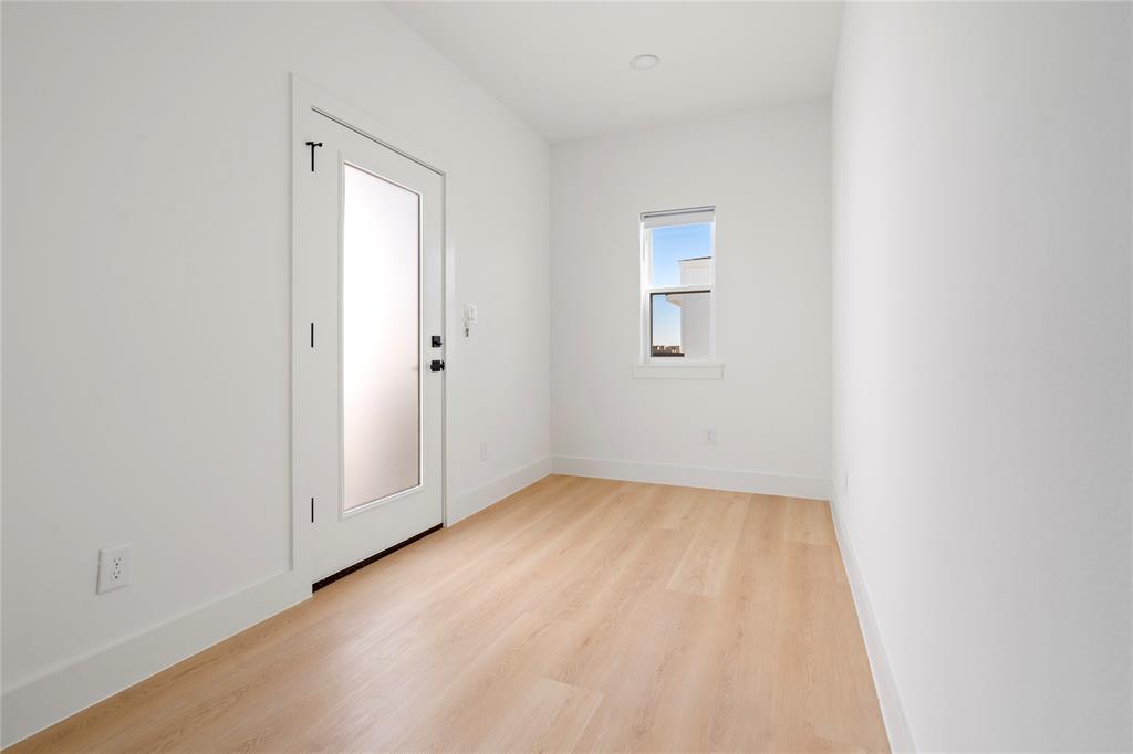2019 California Drive, #204, Dallas, TX 75204