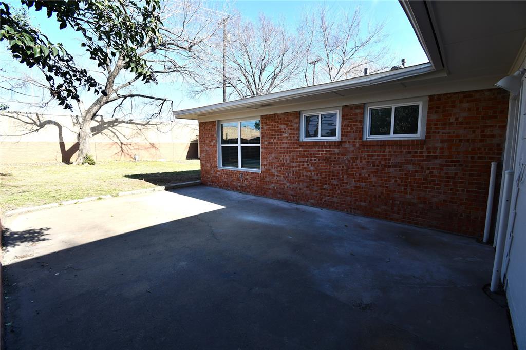 1817 Puritan Drive, Irving, TX 75061
